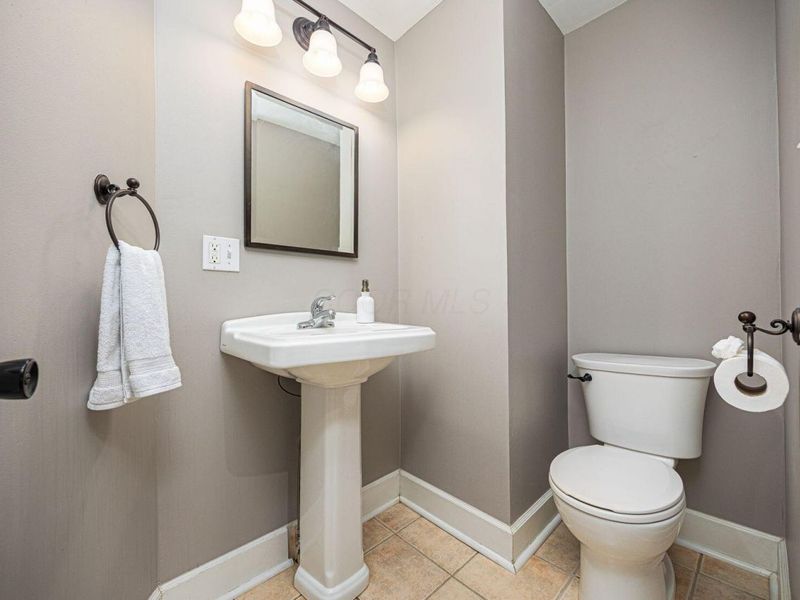 1035 Madison Avenue, Columbus, OH 43205 Photo 12