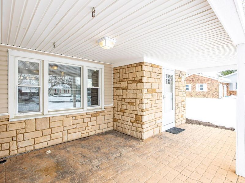 424 Hoopengarner Street, Wapakoneta, OH 45895 Photo 3