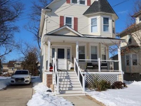 37 W CLINTON AVENUE, OAKLYN, NJ 08107