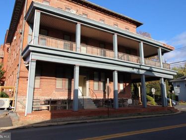 1 W CHURCH ROAD, Unit 9, STEVENS, PA 17578