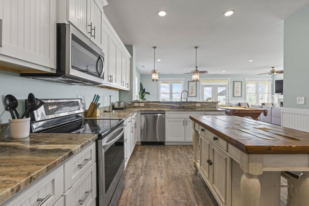 878 S Waccamaw Dr. Photo 25