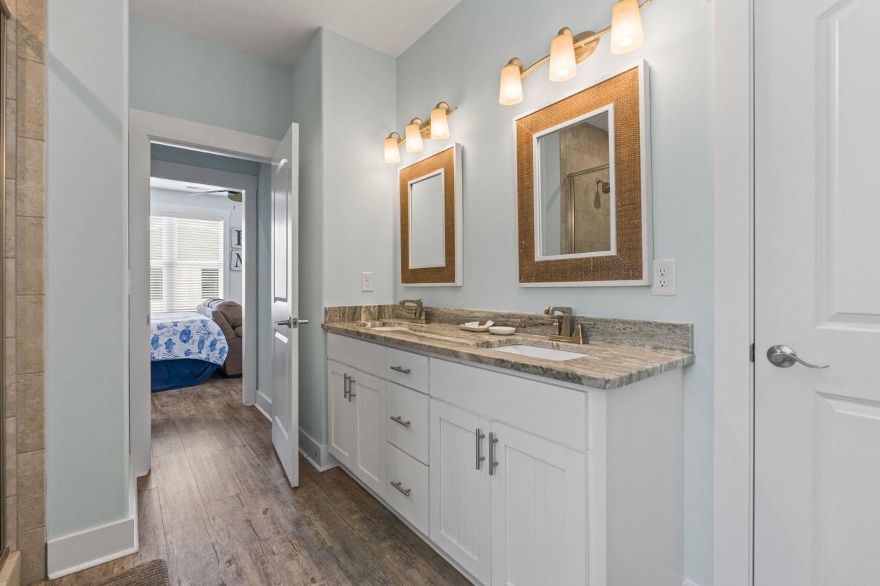 878 S Waccamaw Dr. Photo 32