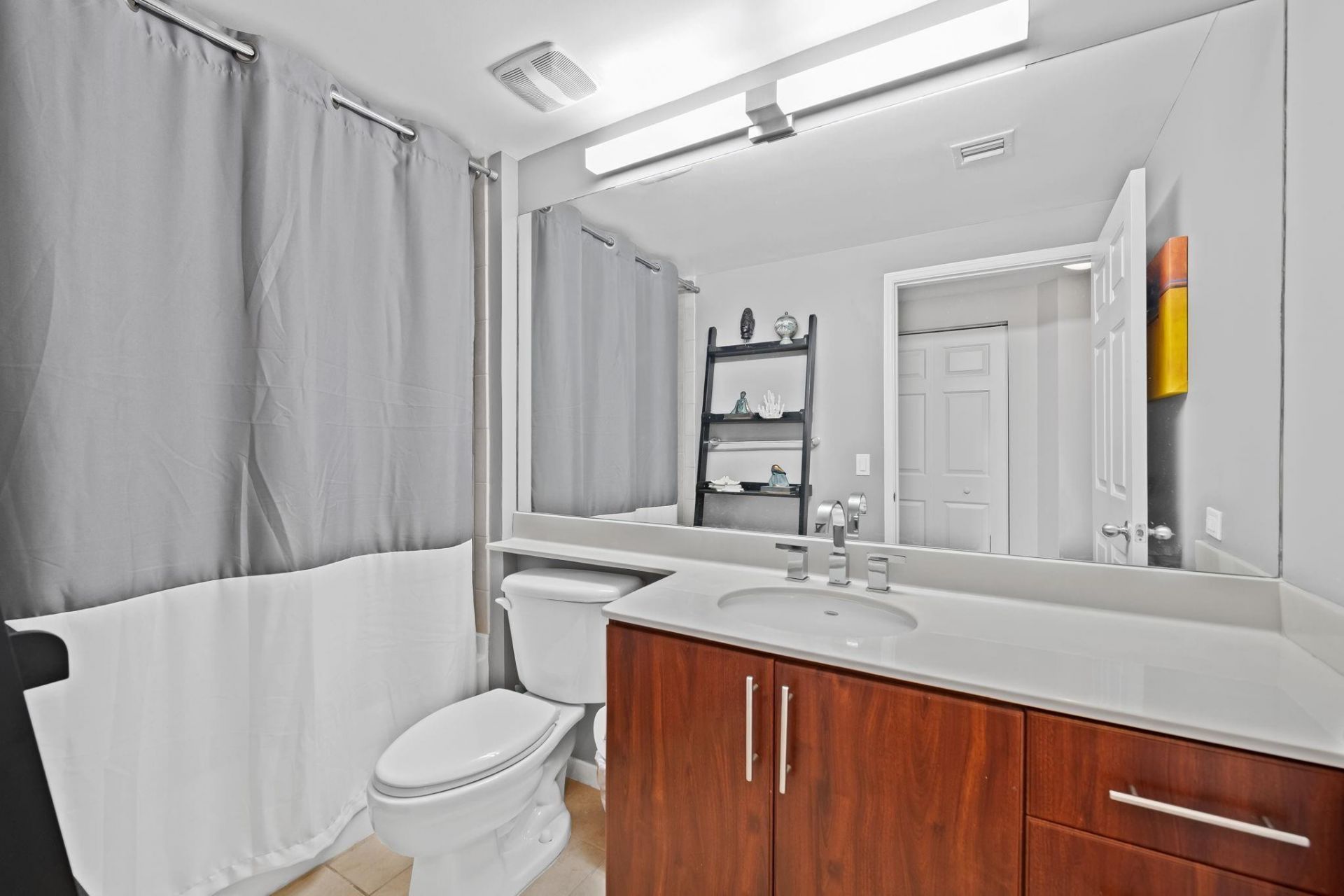 2421 NE 65th Street, Unit 313, Fort Lauderdale, FL 33308 Photo