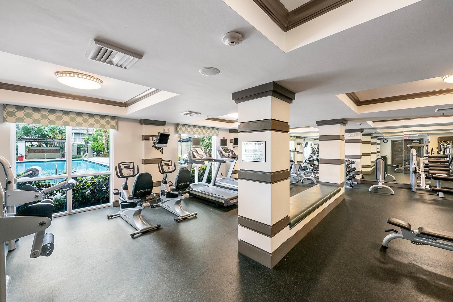 2421 NE 65th Street, Unit 313, Fort Lauderdale, FL 33308 Photo