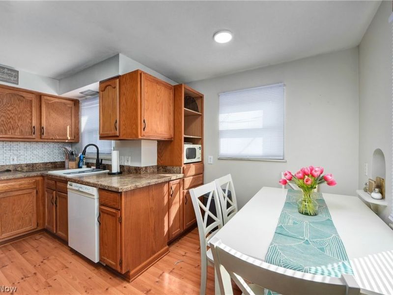 4145 W 220th Street, Cleveland, OH 44126 Photo 27