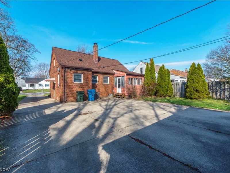 4145 W 220th Street, Cleveland, OH 44126 Photo 38