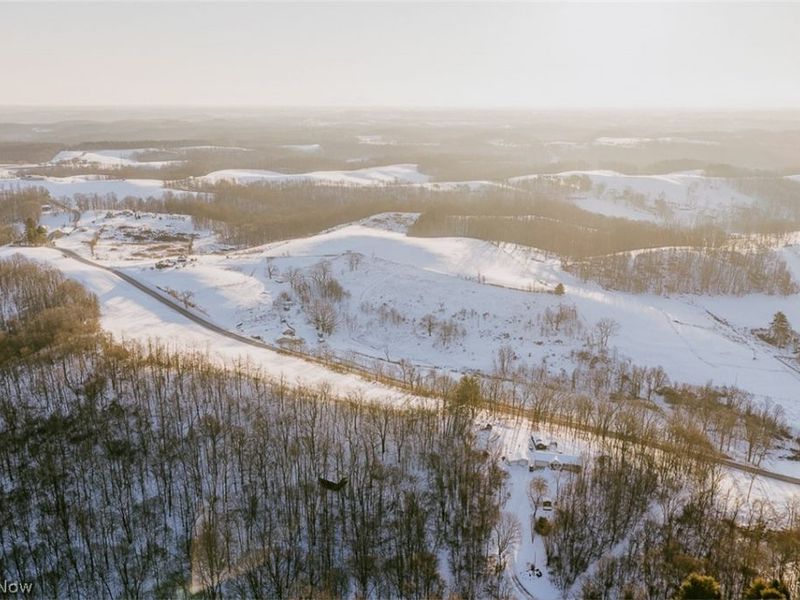 31705 Norris Road, Tippecanoe, OH 44699 Photo 2