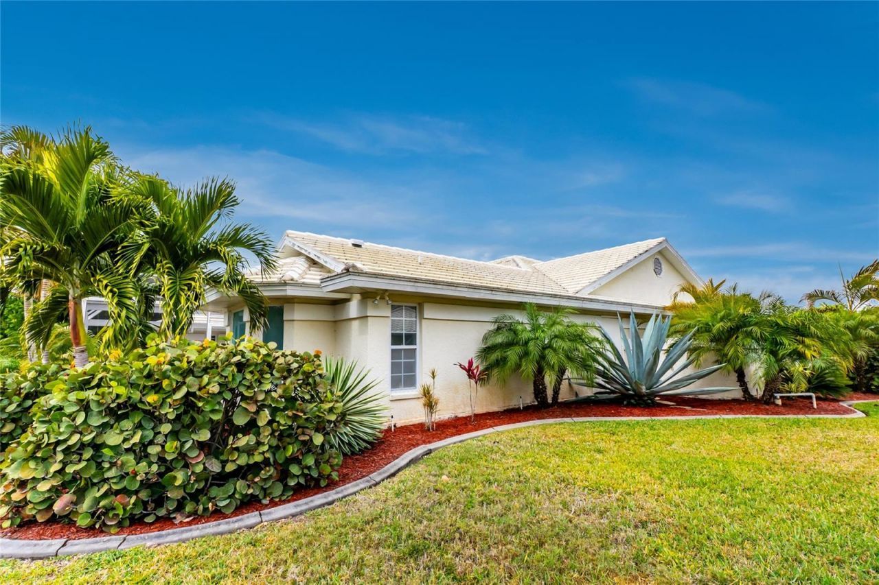 416 Devonshire Lane, Venice, FL 34293 Photo