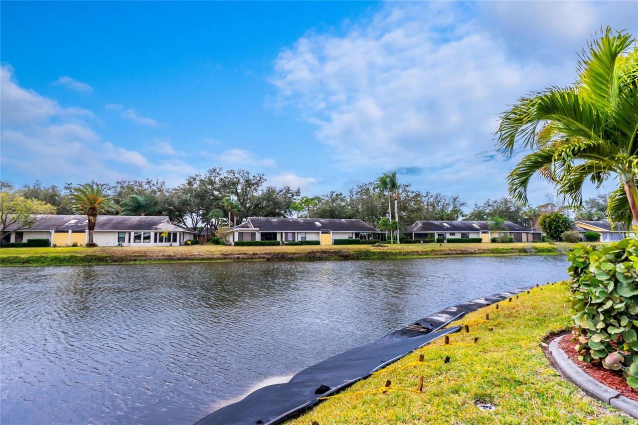 416 Devonshire Lane, Venice, FL 34293 Photo