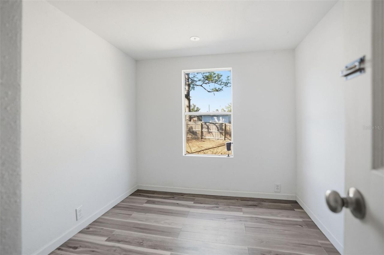 9727 Lake Drive, Weeki Wachee, FL 34613 Photo