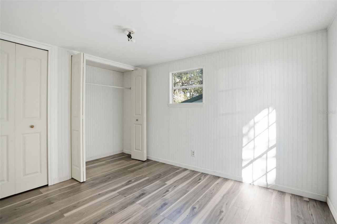 9727 Lake Drive, Weeki Wachee, FL 34613 Photo