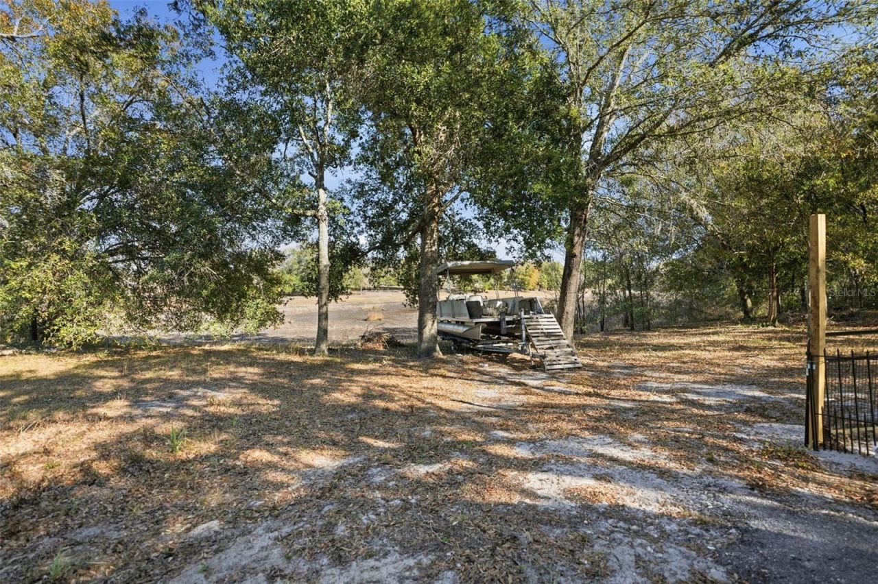 9727 Lake Drive, Weeki Wachee, FL 34613 Photo