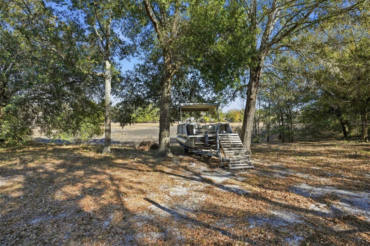 9727 Lake Drive, Weeki Wachee, FL 34613 Photo