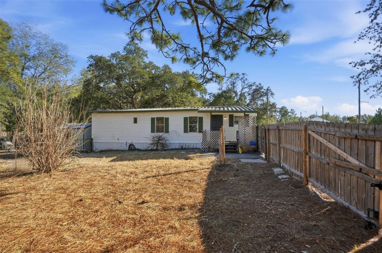 9727 Lake Drive, Weeki Wachee, FL 34613 Photo