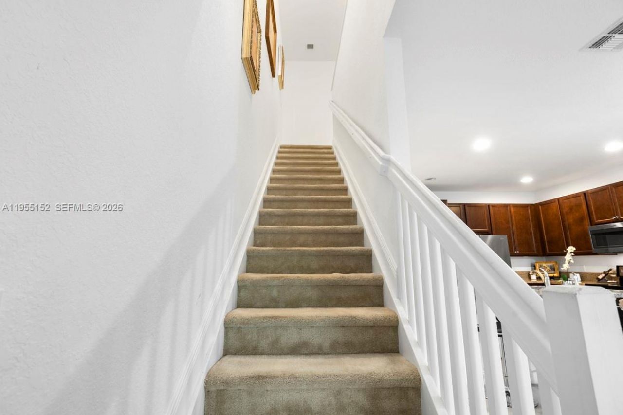 4644 Windmill Ln, Davie, FL 33328 Photo