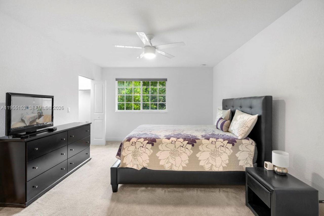 4644 Windmill Ln, Davie, FL 33328 Photo