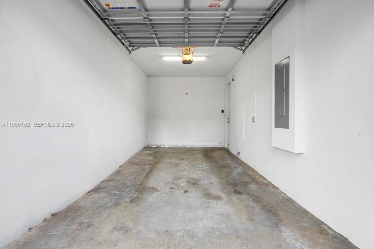 4644 Windmill Ln, Davie, FL 33328 Photo