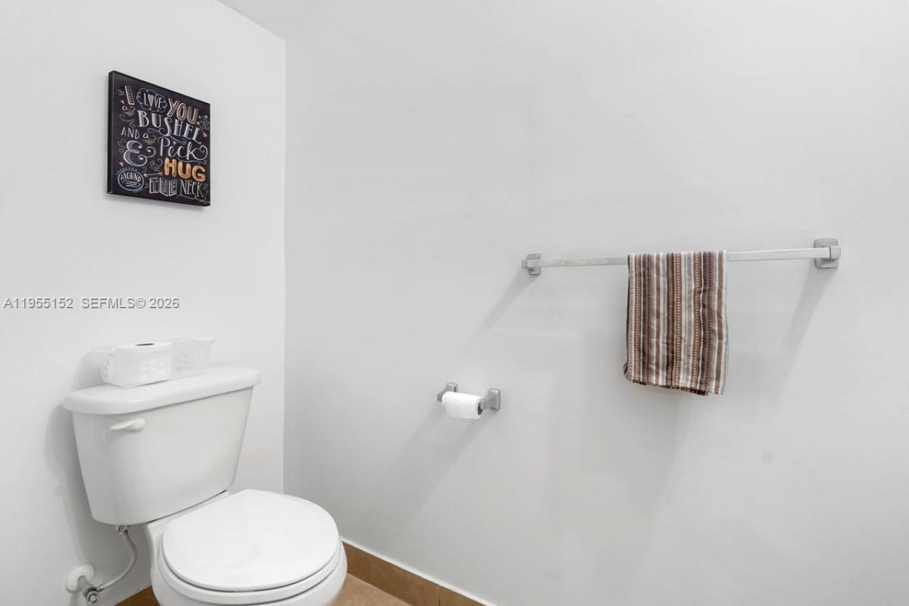 4644 Windmill Ln, Davie, FL 33328 Photo