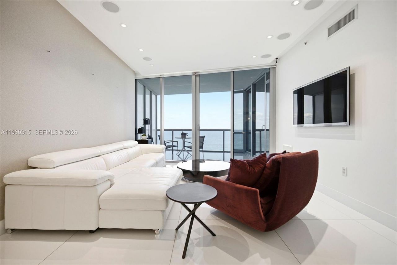 17121 Collins Ave , Unit 1606, Sunny Isles Beach, FL 33160 Photo