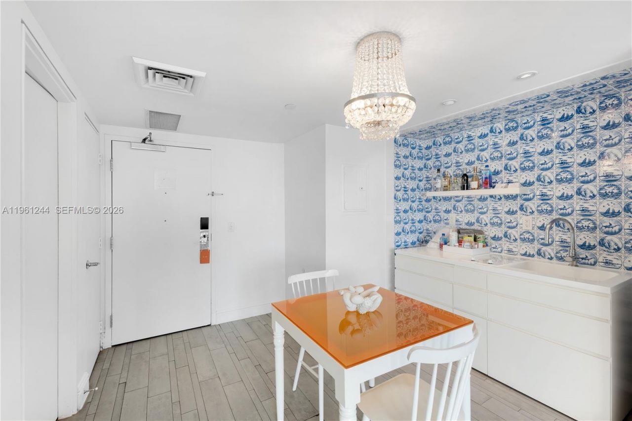 1100 West Ave , Unit 408, Miami Beach, FL 33139 Photo