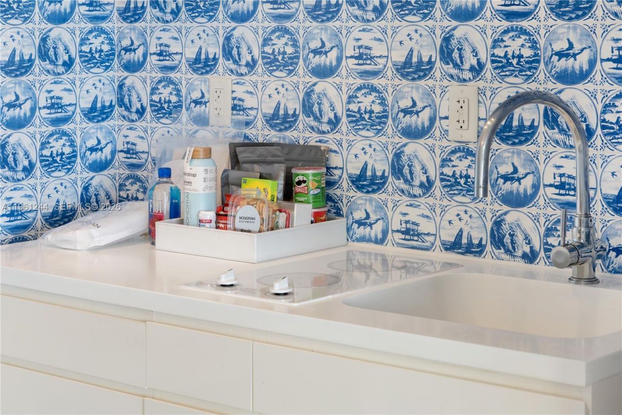 1100 West Ave , Unit 408, Miami Beach, FL 33139 Photo