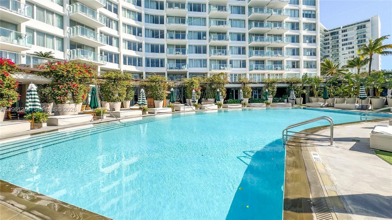 1100 West Ave , Unit 408, Miami Beach, FL 33139 Photo