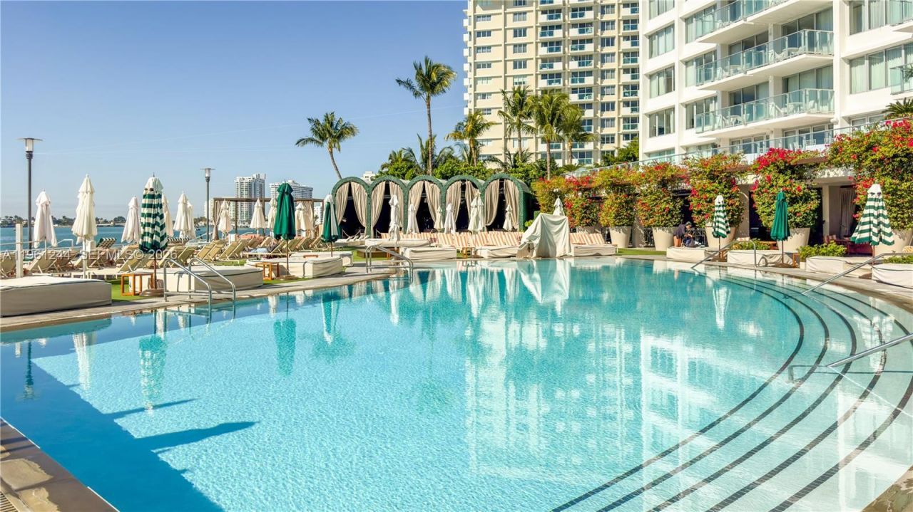 1100 West Ave , Unit 408, Miami Beach, FL 33139 Photo