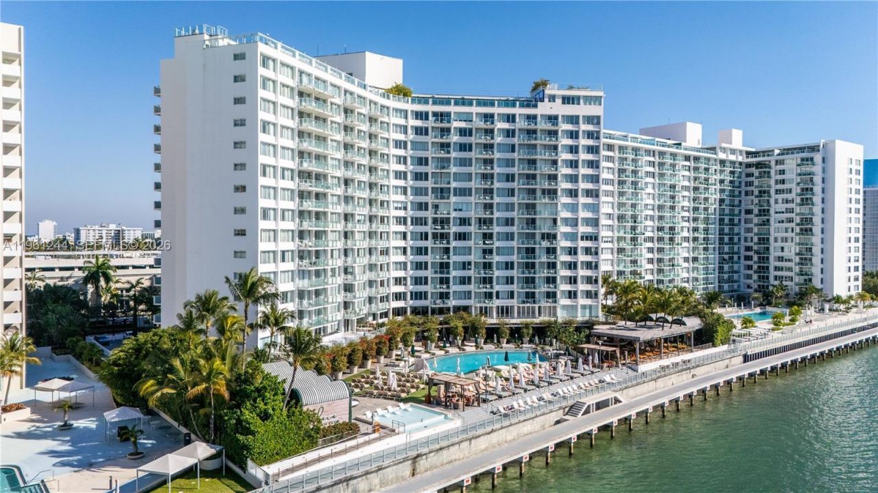 1100 West Ave , Unit 408, Miami Beach, FL 33139 Photo