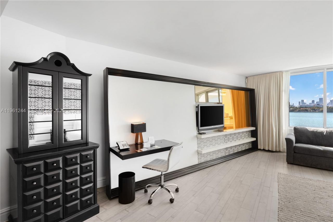 1100 West Ave , Unit 408, Miami Beach, FL 33139 Photo