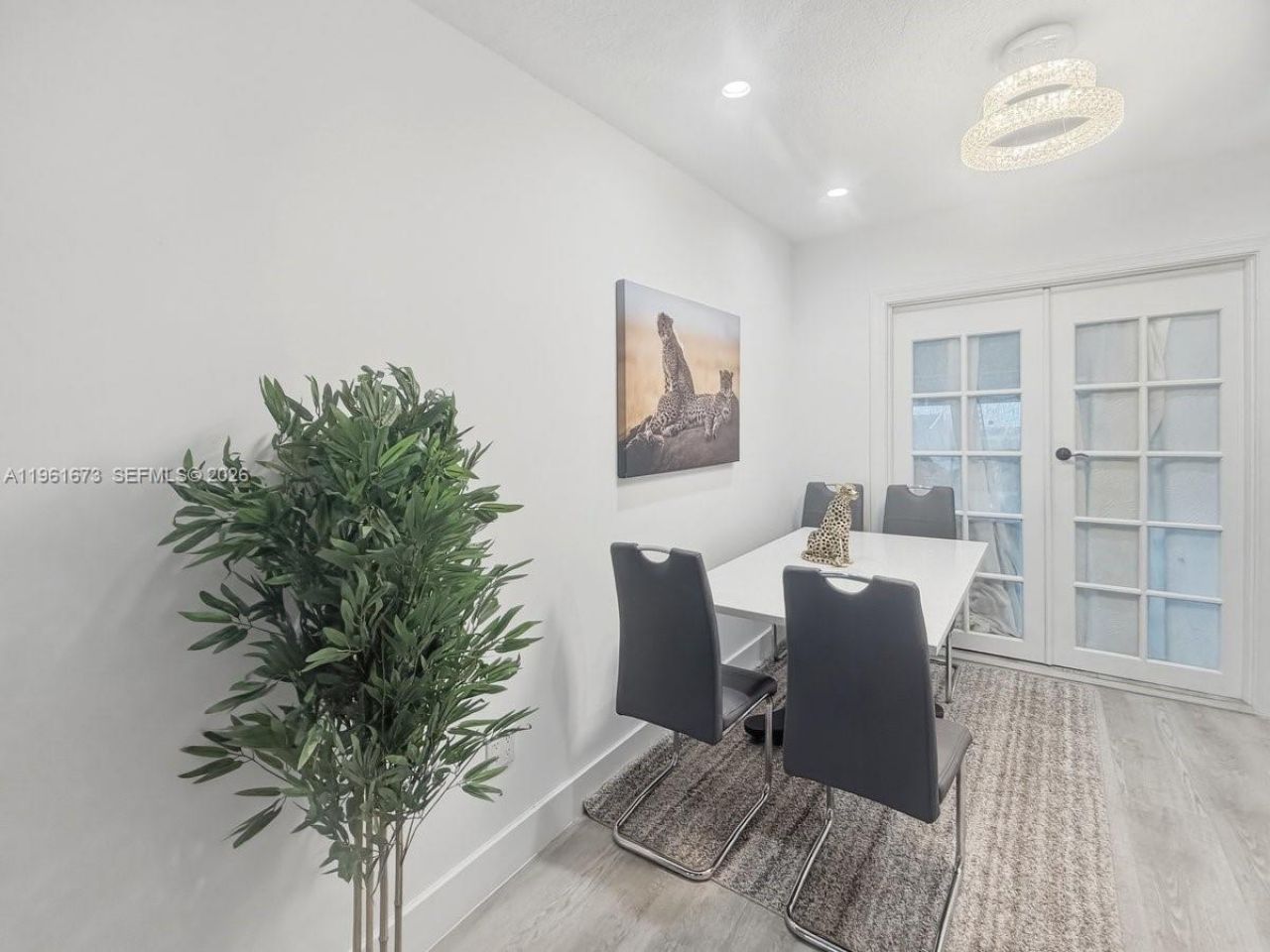 2400 SW 21st Ter, Miami, FL 33145 Photo