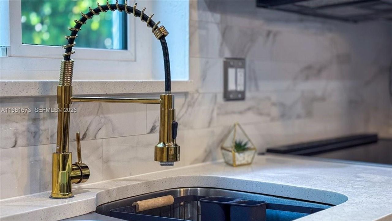 2400 SW 21st Ter, Miami, FL 33145 Photo