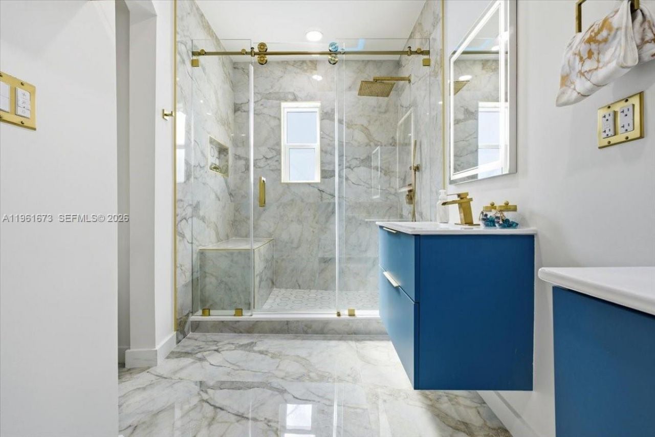 2400 SW 21st Ter, Miami, FL 33145 Photo