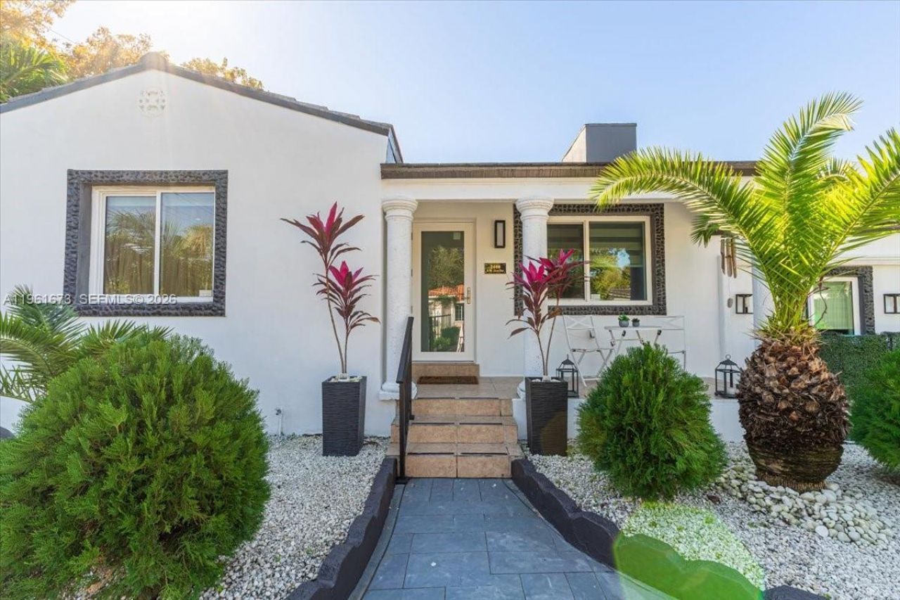 2400 SW 21st Ter, Miami, FL 33145 Photo