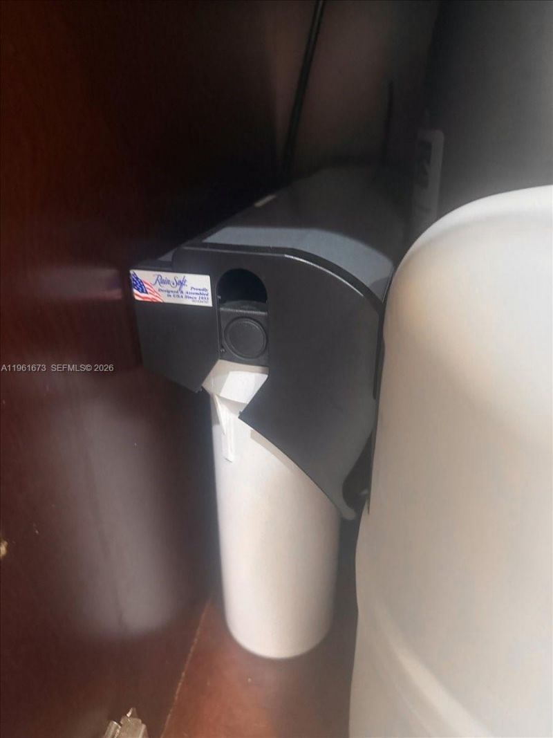 2400 SW 21st Ter, Miami, FL 33145 Photo