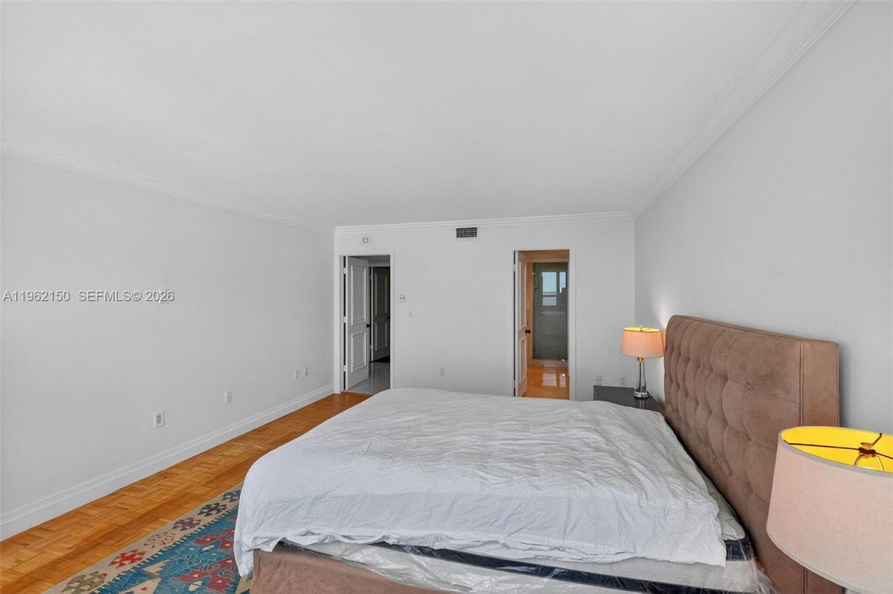 2 Grove Isle Dr, Unit B1505, Miami, FL 33133 Photo