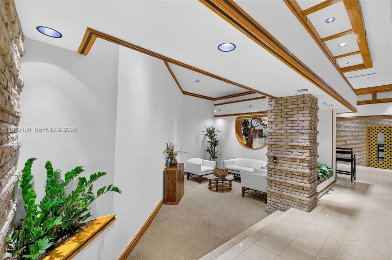 2 Grove Isle Dr, Unit B1505, Miami, FL 33133 Photo