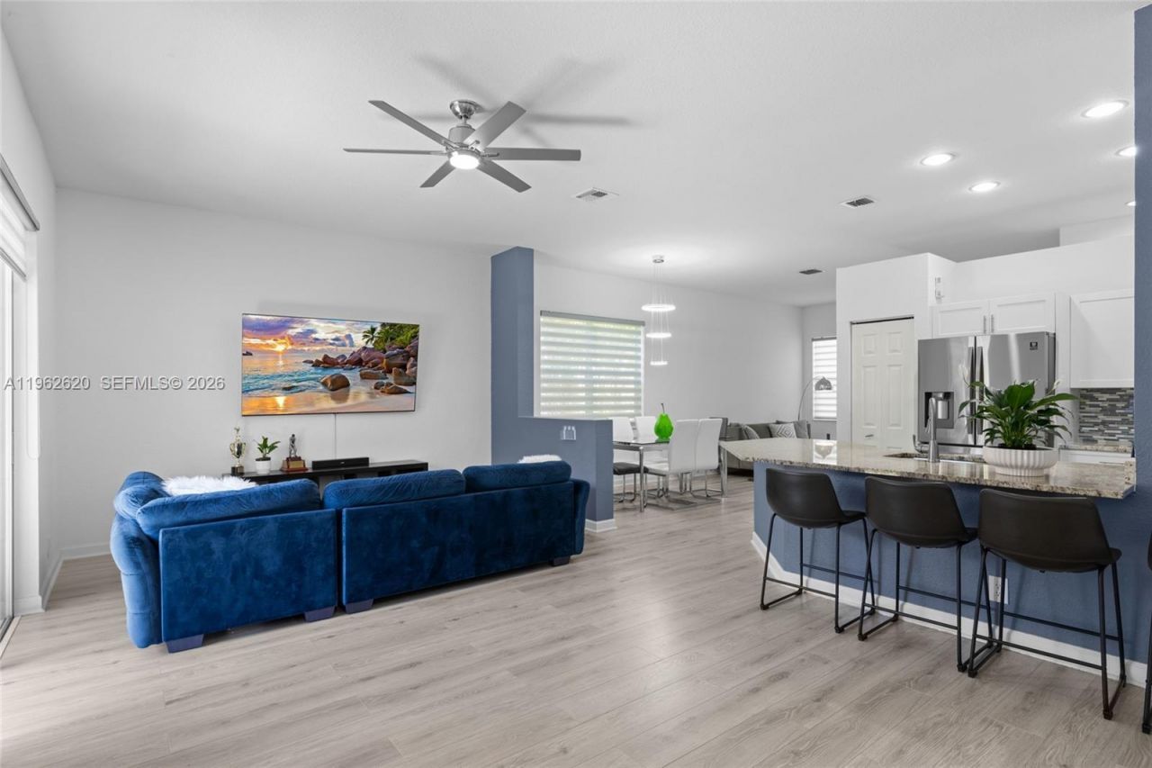 625 Bald Cypress Rd, Weston, FL 33327 Photo