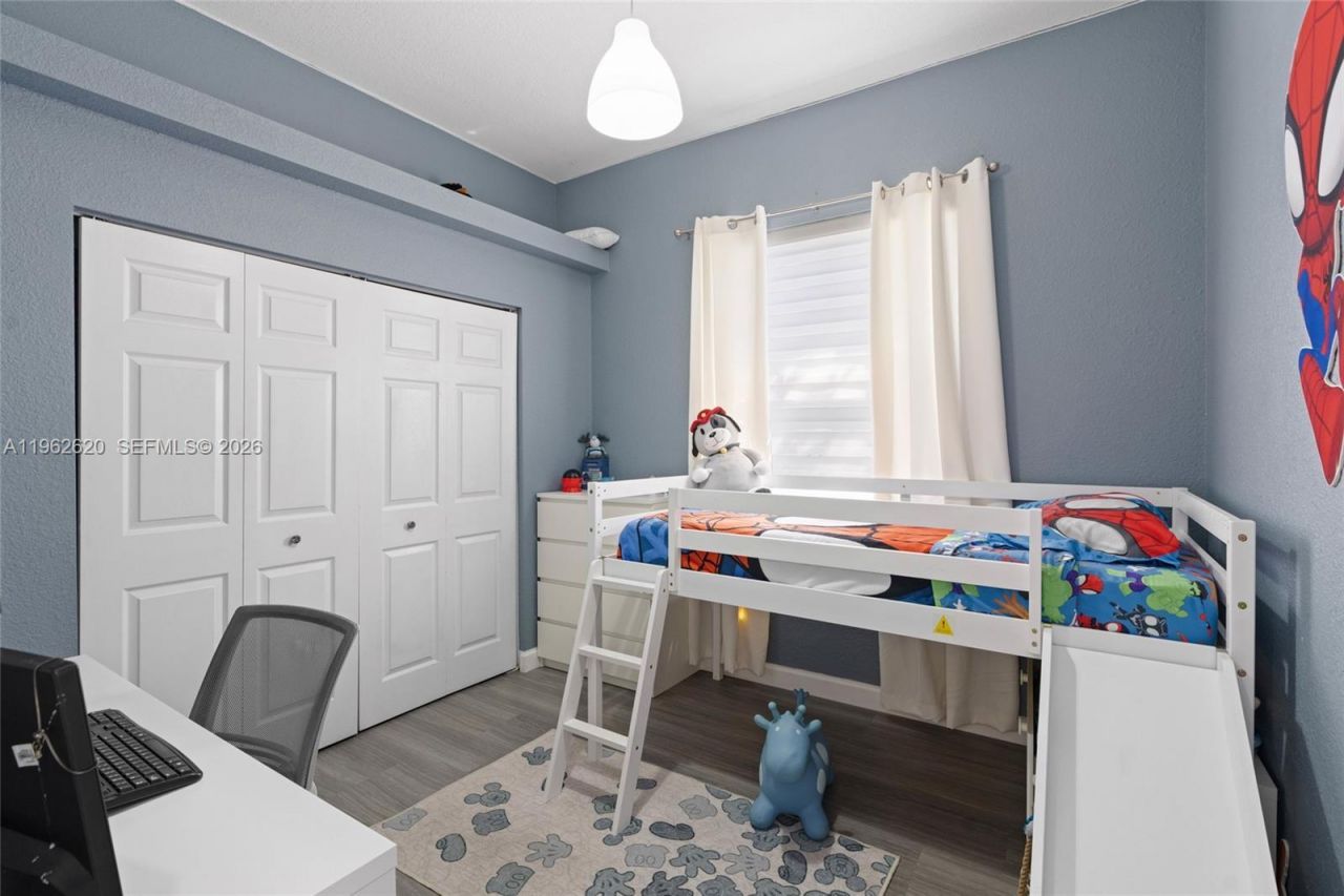 625 Bald Cypress Rd, Weston, FL 33327 Photo