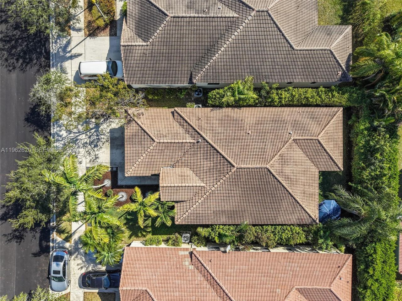 625 Bald Cypress Rd, Weston, FL 33327 Photo