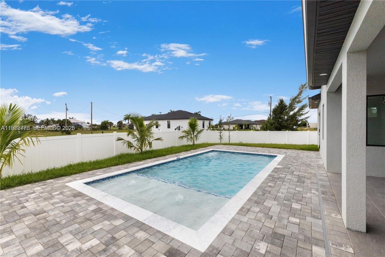 4330 NW 34th Ave, Cape Coral, FL 33993 Photo