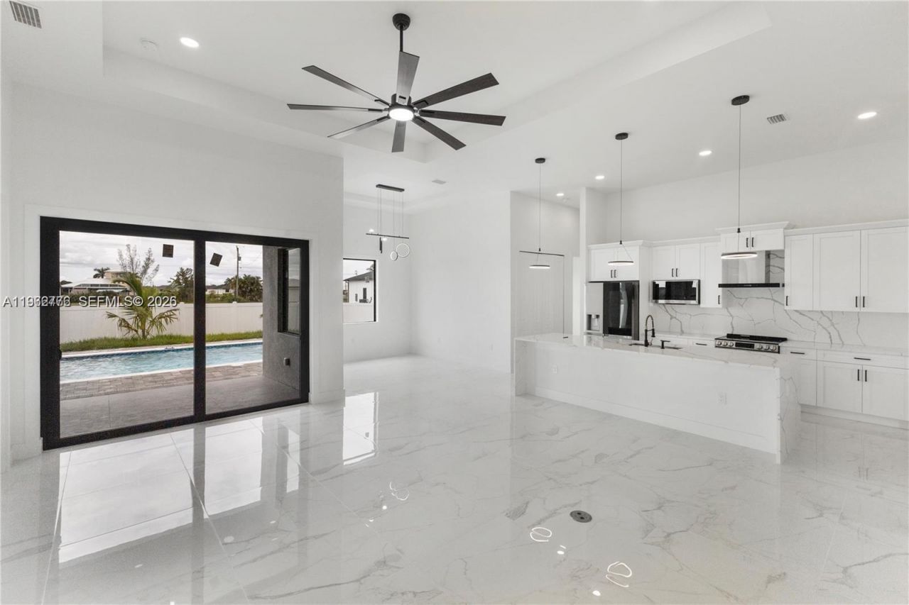 4330 NW 34th Ave, Cape Coral, FL 33993 Photo