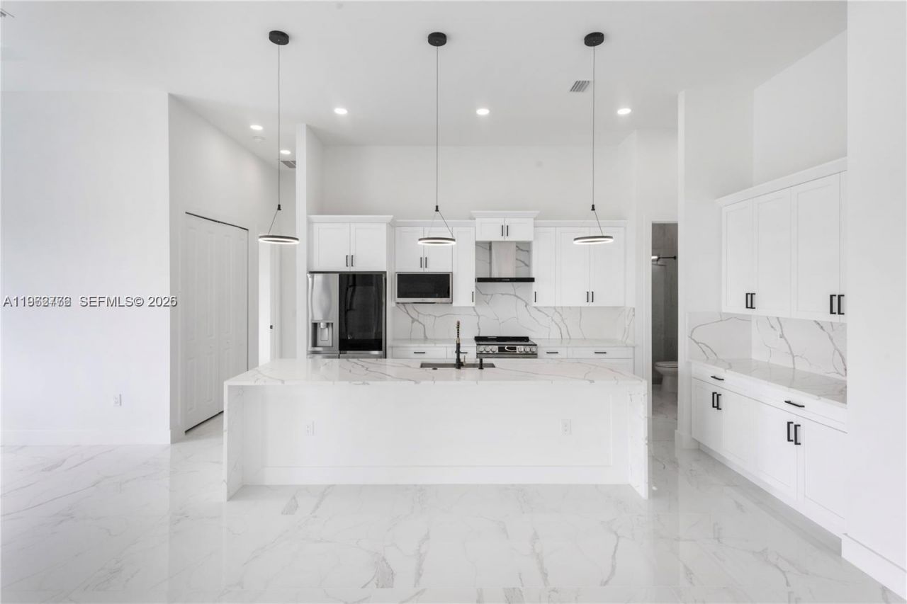 4330 NW 34th Ave, Cape Coral, FL 33993 Photo