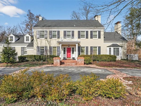 44 Picardy Lane, Ladue, MO 63124