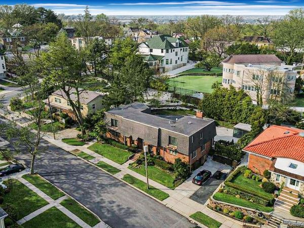 15 Herkimer Street , Staten Island, NY 10301