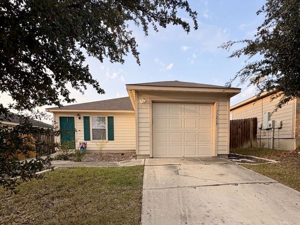 11219 Pecan Cyn, San Antonio, TX 78252