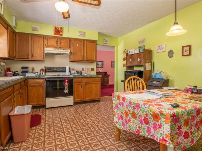 3985 36th Street NW, Canton, OH 44718 Photo 12