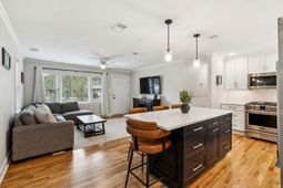 1131 Crull Drive photo 4