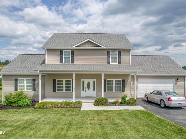 228 Country Meadows Circle, Bristol, TN 37620
