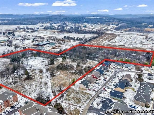 265 Walnut Creek Drive, Bowling Green, KY 42101