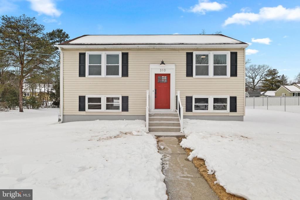 310 Marion Avenue, West Berlin, NJ 08091 Main Photo